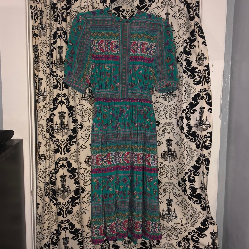 used: Antique dress